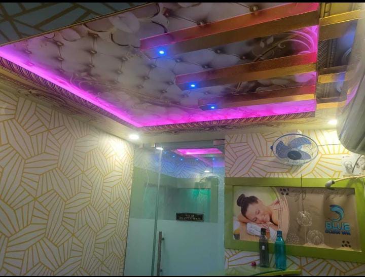 Gallery 2